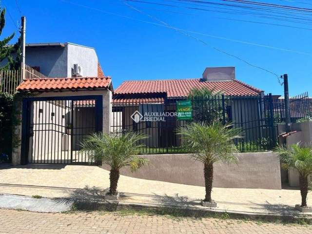 Casa com 3 quartos à venda na Rua Plátano, 241, Campestre, São Leopoldo, 300 m2 por R$ 550.000