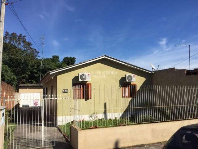 Casa com 3 quartos à venda na Rua Jacob Blauth Netto, 476, Campina, São Leopoldo, 164 m2 por R$ 292.000