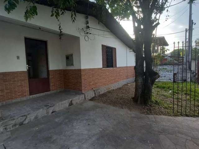 Casa com 4 quartos à venda na Ida Schuch, 600, Vicentina, São Leopoldo, 160 m2 por R$ 341.000