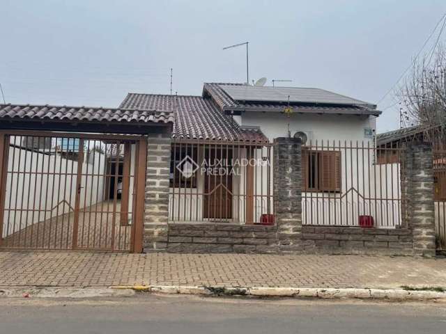 Casa com 2 quartos à venda na Aimoré, 350, Campina, São Leopoldo, 87 m2 por R$ 400.000