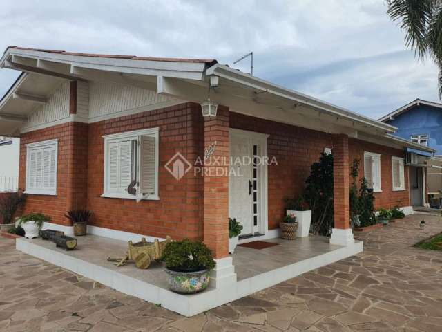 Casa com 3 quartos à venda na Rua Jaime Biz, 627, Scharlau, São Leopoldo, 142 m2 por R$ 519.400