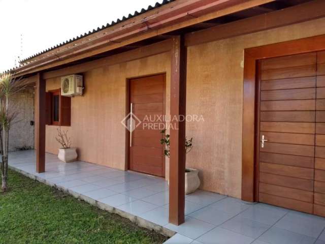 Casa com 2 quartos à venda na Rua Nei Fernandes Vargas Silveira, 277, Arroio da Manteiga, São Leopoldo, 140 m2 por R$ 532.000