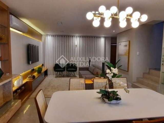 Casa com 3 quartos à venda na Rua Walter Lamb, 232, São José, São Leopoldo, 212 m2 por R$ 1.590.000