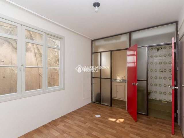 Apartamento com 1 quarto à venda na Rua Coronel Vicente, 444, Centro Histórico, Porto Alegre, 16 m2 por R$ 99.000