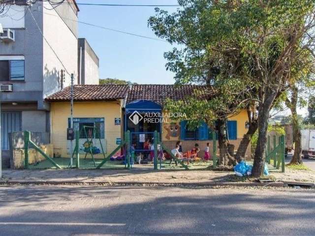 Casa com 3 quartos à venda na Rua Baden Powell, 168, Sarandi, Porto Alegre, 150 m2 por R$ 490.000