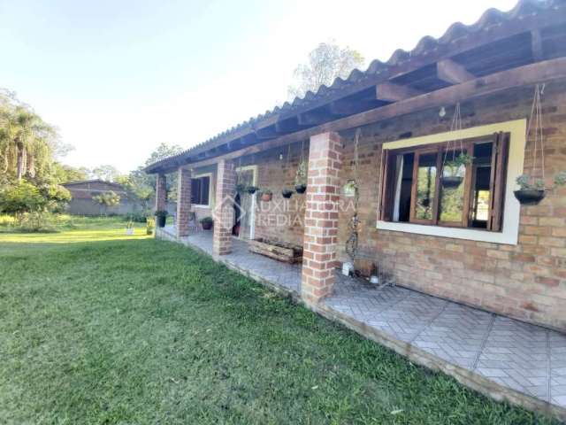 Fazenda à venda na Rua Oscar Ferreira Duarte, 235, Lageado, Porto Alegre, 128 m2 por R$ 749.000