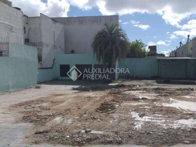 Terreno à venda na Rua Florinha, 303, Cavalhada, Porto Alegre, 561 m2 por R$ 820.000