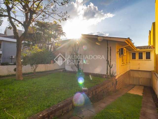 Casa com 3 quartos à venda na Rua General Rondon, 1206, Tristeza, Porto Alegre, 205 m2 por R$ 1.385.000