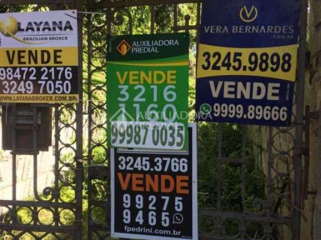 Terreno em condomínio fechado à venda na Avenida Coronel Marcos, 833, Pedra Redonda, Porto Alegre, 1854 m2 por R$ 2.199.000