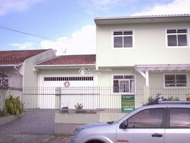 Casa com 3 quartos à venda na Rua Valdemar Rufino da Silva, 1669, Real Parque, São José, 193 m2 por R$ 850.000