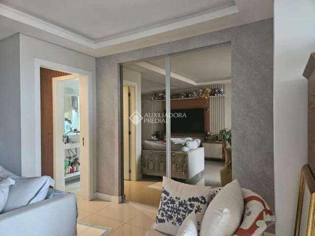 Apartamento com 2 quartos à venda na Rua Mário Lacombe, 561, Canasvieiras, Florianópolis, 74 m2 por R$ 990.000