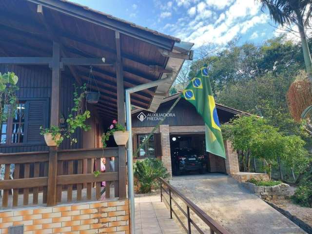 Fazenda à venda na Rua Fabriciano Inácio Monteiro, 1536, Vargem do Bom Jesus, Florianópolis, 200 m2 por R$ 1.300.000