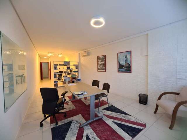 Sala comercial à venda na Rua Vera Linhares de Andrade, 2201, Córrego Grande, Florianópolis, 39 m2 por R$ 320.000