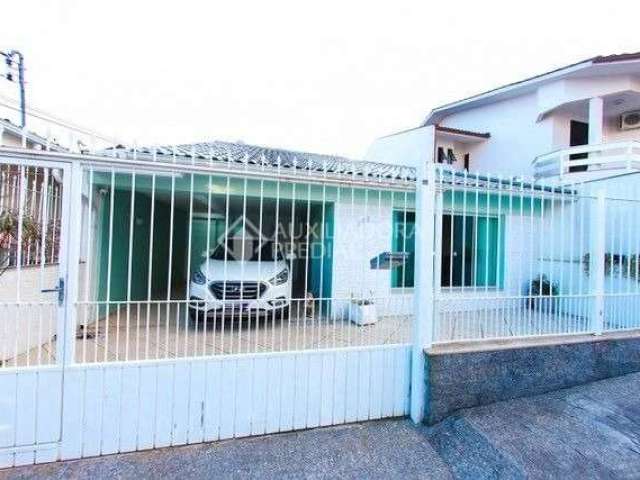 Casa com 2 quartos à venda na Rua Belizário Berto da Silveira, 285, Saco dos Limões, Florianópolis, 200 m2 por R$ 930.000