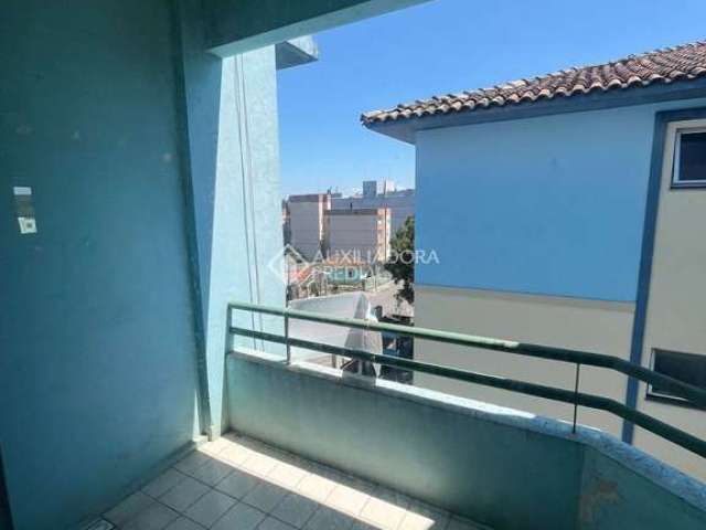 Apartamento com 2 quartos para alugar na Rua Justino Couto, 260, Duque de Caxias, Santa Maria, 60 m2 por R$ 1.100