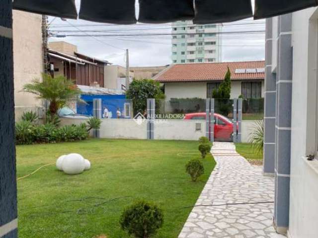 Casa com 3 quartos à venda na Rua Manoel Izidro, 334, Centro, Navegantes, 470 m2 por R$ 4.450.000