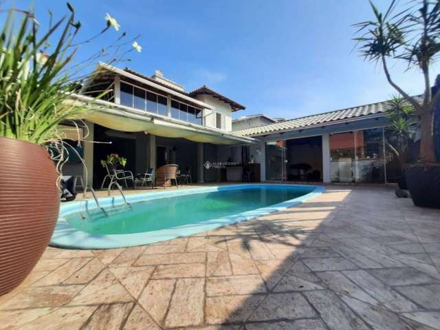 Casa com 5 quartos à venda na ERICO VERISSIMO, 100, Praia dos Amores, Balneário Camboriú, 348 m2 por R$ 4.500.000