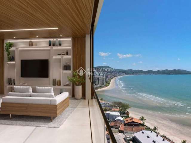 Apartamento com 3 quartos à venda na SENADOR ATILIO FONTANA, 2383, Balneário Perequê, Porto Belo, 123 m2 por R$ 3.779.900