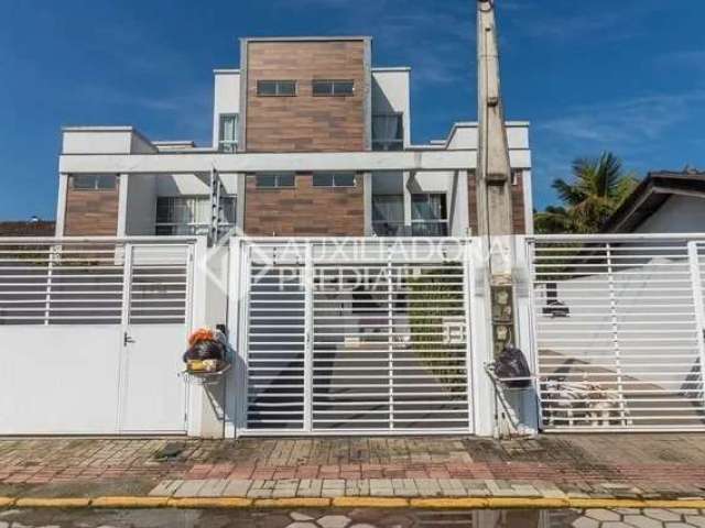 Casa com 3 quartos à venda na Rua São José, 164, São Francisco de Assis, Camboriú, 104 m2 por R$ 980.000