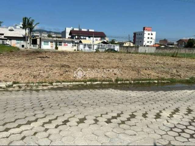 Terreno à venda na Rua 424, 1200, Morretes, Itapema, 1389 m2 por R$ 3.750.000