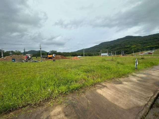 Terreno à venda na Rua Rio Amazonas, 1, Rio Pequeno, Camboriú, 300 m2 por R$ 450.000