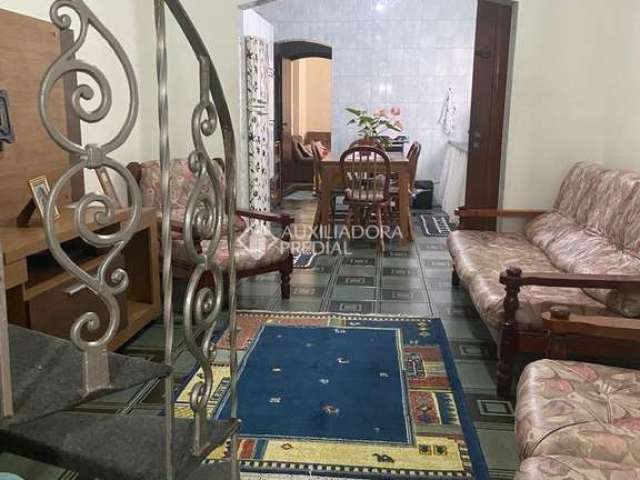 Casa em condomínio fechado com 4 quartos à venda na Sergipe, 129, Cidade São Jorge, Santo André, 170 m2 por R$ 426.000