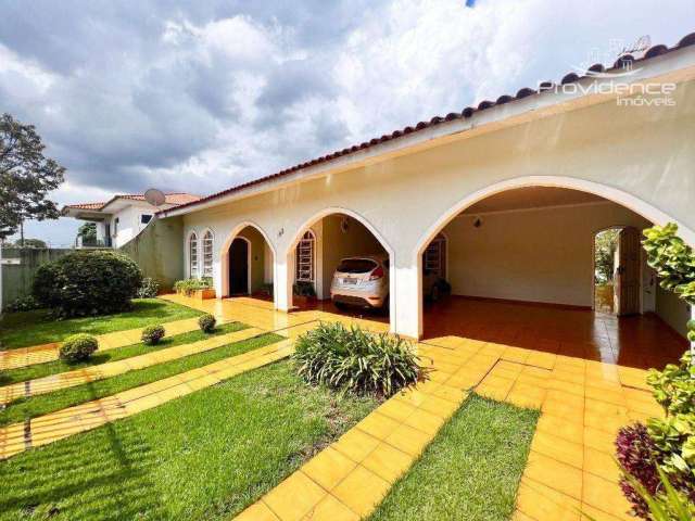 Casa com 3 dormitórios à venda, 246 m² por R$ 950.000,00 - Maria Luiza - Cascavel/PR