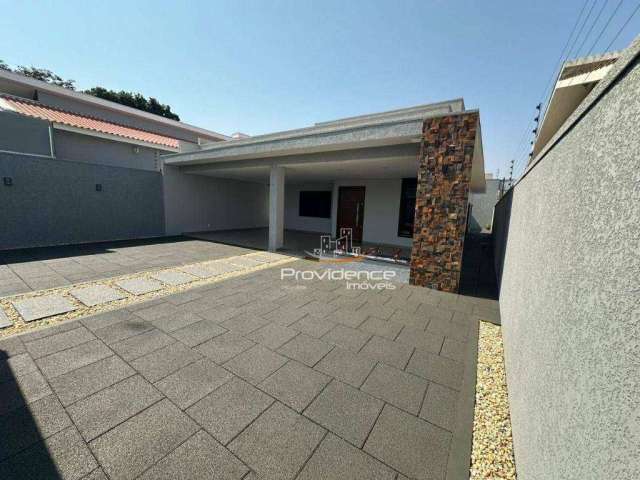 Casa com 3 dormitórios para alugar, 200 m² por R$ 7.900,00/mês - Neva - Cascavel/PR