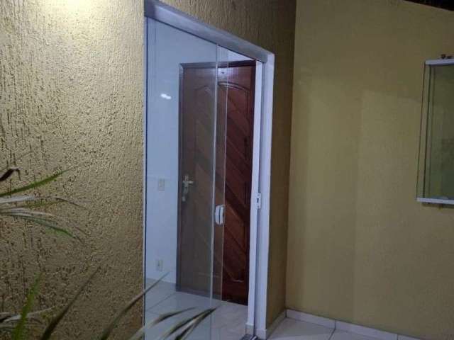 Apartamento com 1 dormitório à venda, 52 m² por R$ 195.000,00 - Jóquei Clube - São Gonçalo/RJ