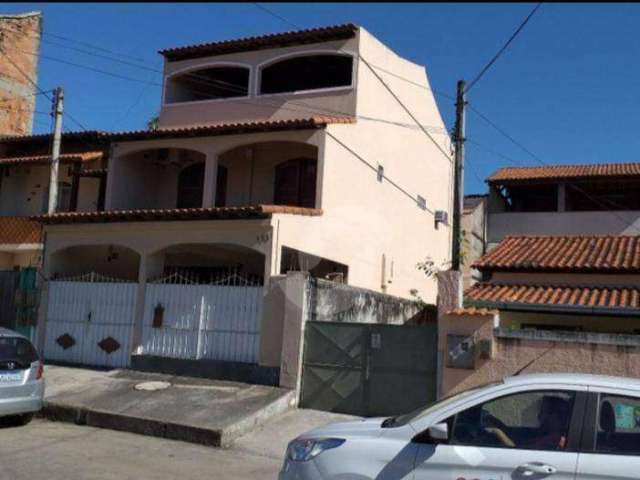 Casa com 3 dormitórios à venda, 205 m² por R$ 350.000,00 - Mutuá - São Gonçalo/RJ