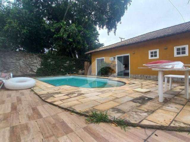 Casa com 4 dormitórios à venda, 450 m² por R$ 990.000,00 - Maravista - Niterói/RJ