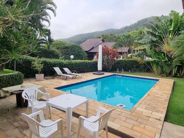 Casa à venda, 250 m² por R$ 2.150.000,00 - Piratininga - Niterói/RJ