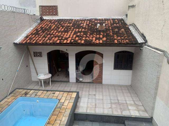 Casa com 3 dormitórios à venda, 95 m² por R$ 700.000,00 - Porto Novo - São Gonçalo/RJ