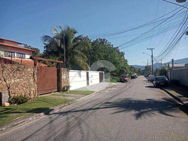 Lote plano em rua fechada