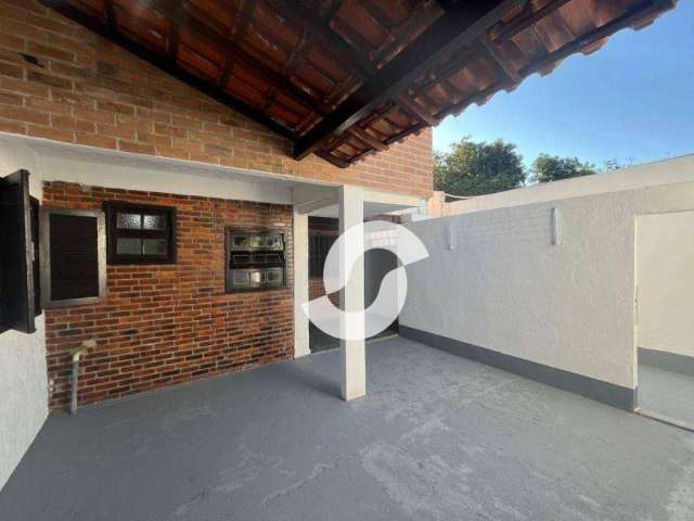 Casa com 3 dormitórios para alugar, 300 m² por R$ 2.300,00/mês - Baldeador - Niterói/RJ