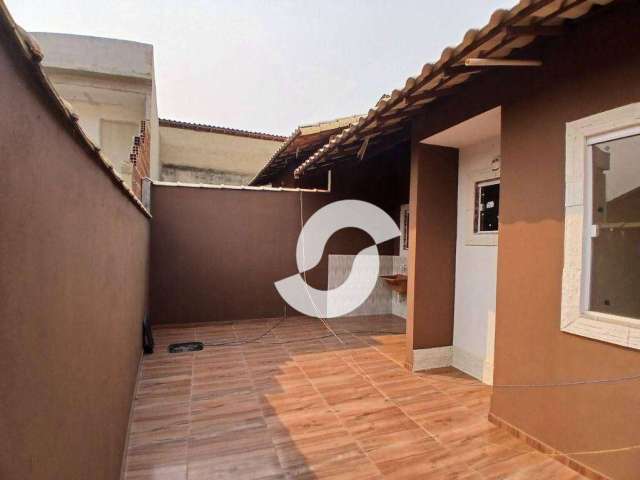 Casa com 2 dormitórios à venda, 60 m² por R$ 280.000,00 - Bambuí - Maricá/RJ