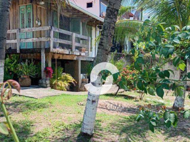 Casa na quadra da Praia Piratininga