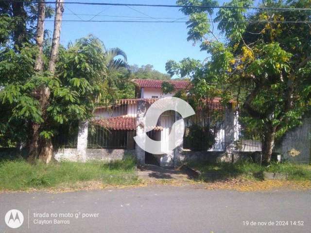 Casa com 4 dormitórios à venda, 189 m² por R$ 900.000,00 - Mata Paca - Niterói/RJ