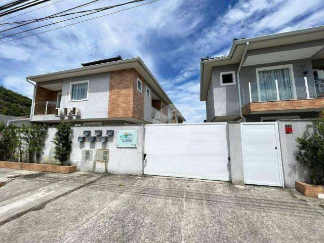 Casa em Condomínio  Residencial no bairro Santo Antônio