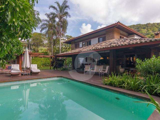 Casa com 6 dormitórios à venda, 800 m² por R$ 5.000.000,00 - Piratininga - Niterói/RJ