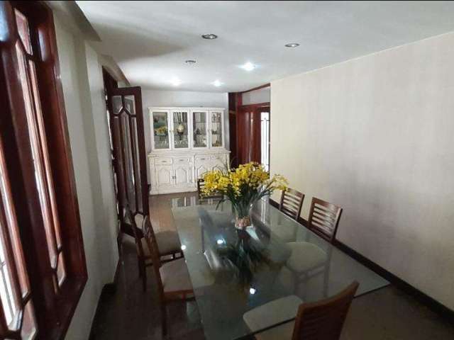 Casa com 5 dormitórios à venda, 367 m² por R$ 1.639.184,00 - São Francisco - Niterói/RJ