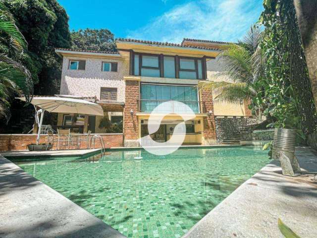 Casa com 4 dormitórios à venda, 540 m² por R$ 4.000.000,00 - São Francisco - Niterói/RJ