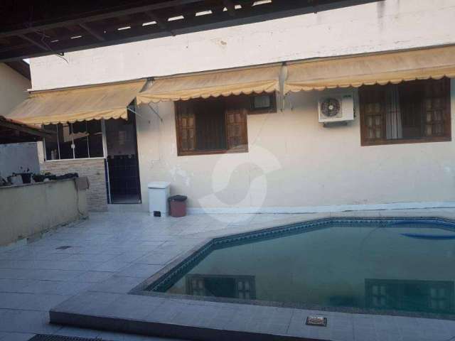 Casa com 5 dormitórios à venda, 484 m² por R$ 1.000.000,00 - Maravista - Niterói/RJ