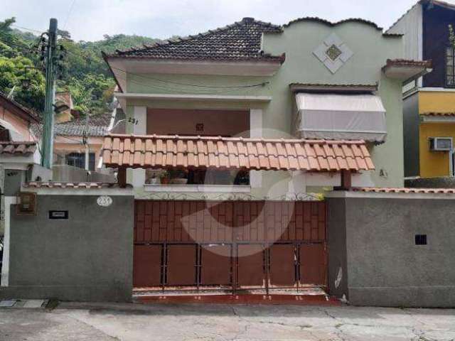 CASA EM SANTA ROSA com 4 dormitórios à venda, 222 m² por R$ 980.000 - Santa Rosa - Niterói/RJ