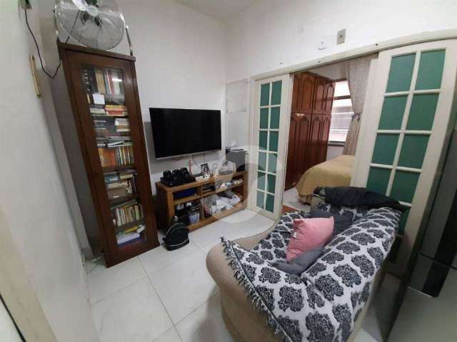 Apartamento com 1 dormitório no miolo do Centro - Niterói/RJ