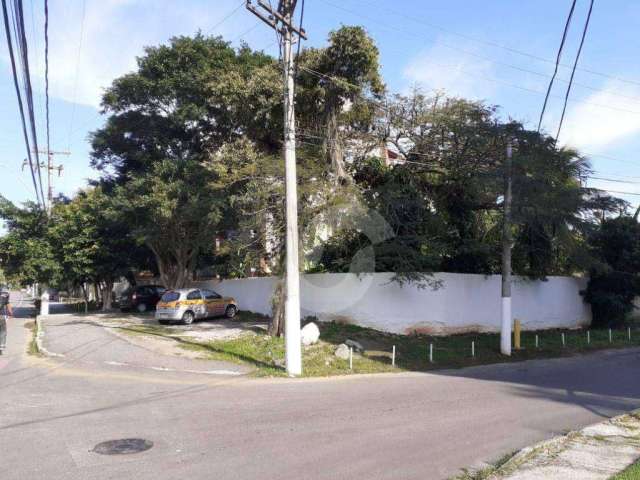 Terreno, 583 m² - venda por R$ 1.300.000,00 ou aluguel por R$ 7.208,85/mês - Itaipu - Niterói/RJ