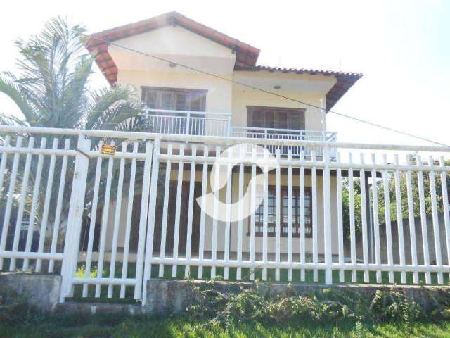 Casa com 3 dormitórios à venda, 268 m² por R$ 790.000,00 - Jacaroá - Maricá/RJ