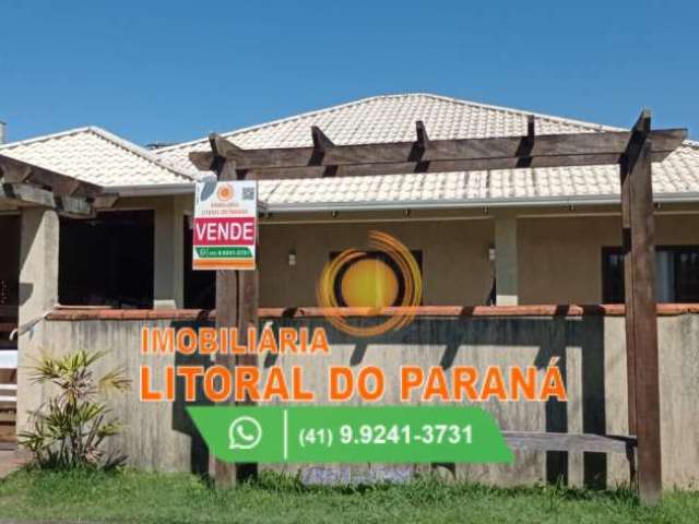 Casa à venda no bairro Pontal do Sul - Pontal do Paraná/PR