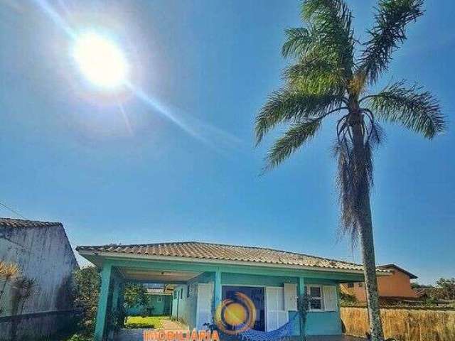 Casa Térrea 4 Dormitórios - Terreno 525m² - Proximo ao Mar - Pontal do Paraná