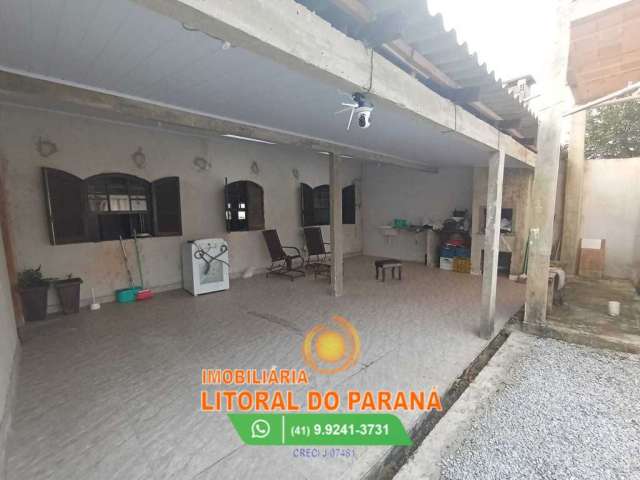 Casa Padrão 5 Quartos Sendo 2 Quartos na Casa e 3 kit Net`s